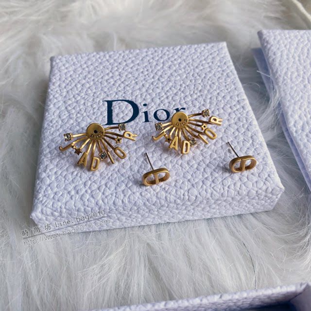 Dior飾品 迪奧經典熱銷新款耳環 金色復古字母CD耳釘  zgd1222
